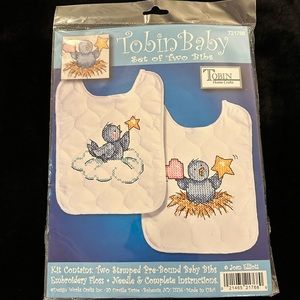 Tobin Baby Set of two bibs